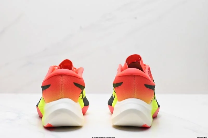 Compact Asics Shoes 3785