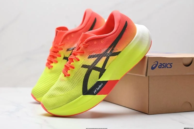 Compact Asics Shoes 3785