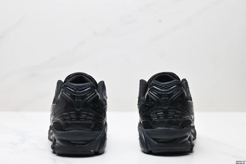 Asics Shoes Casual 3747