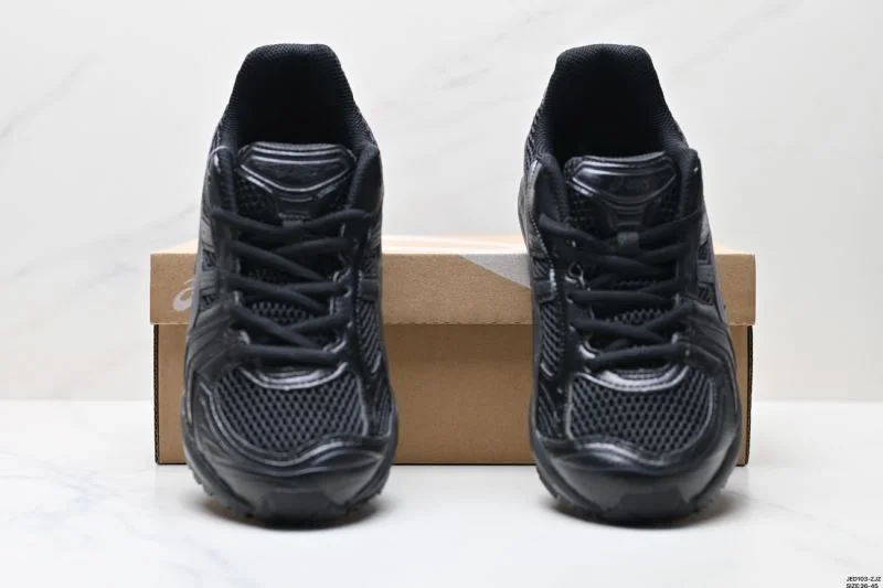 Asics Shoes Casual 3747