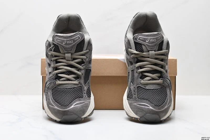 Asics Shoes Resilient 3753