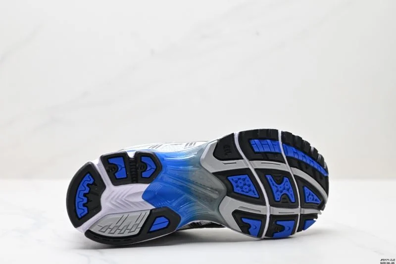 Asics Shoes OdorResistant 3744