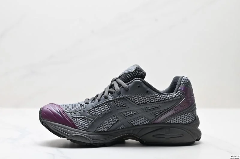 Tailored Asics Shoes 3743