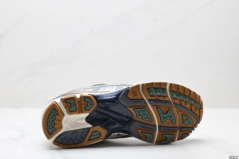 Asics Shoes WrinkleFree 3735