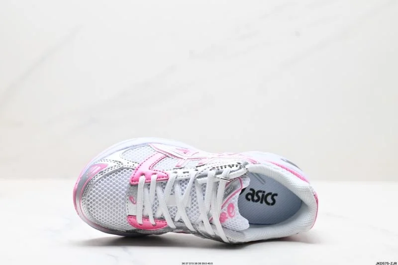 Resilient Asics Shoes 3724