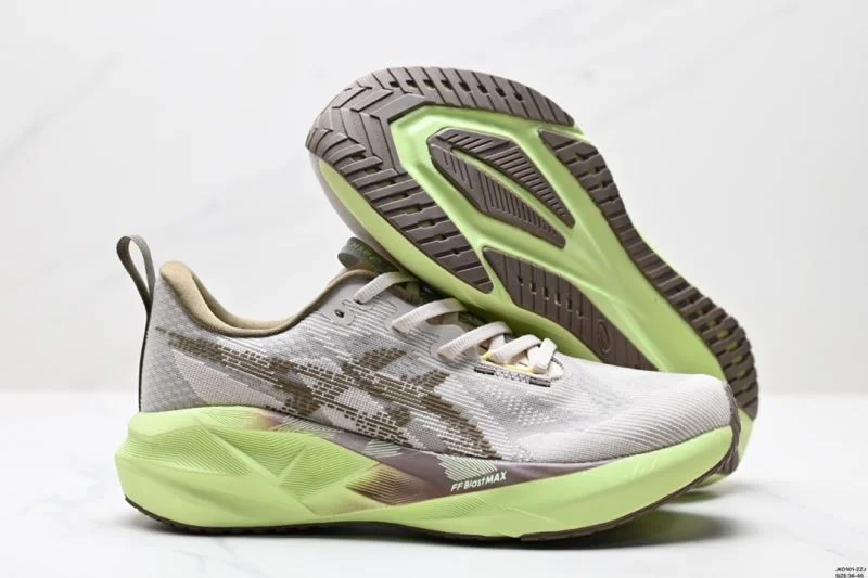 WrinkleFree Asics Shoes 3720