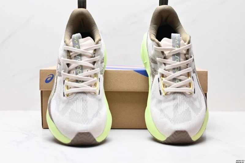 WrinkleFree Asics Shoes 3720