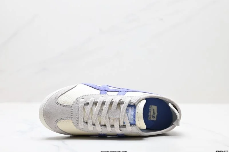 Asics Shoes FastDry 3749