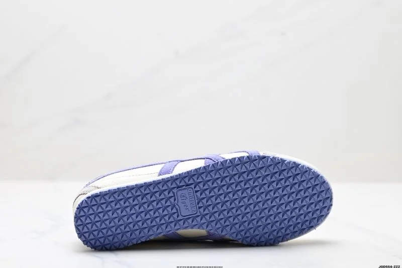 Asics Shoes FastDry 3749