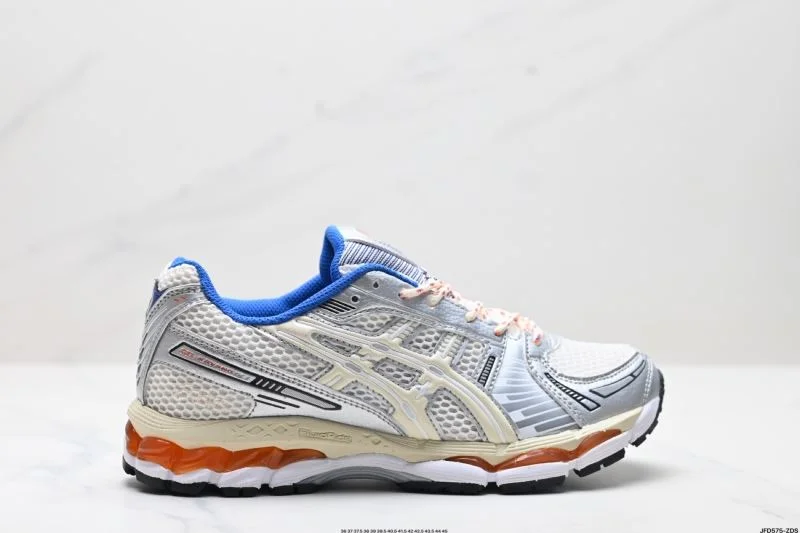 Asics Shoes Sporty 3726