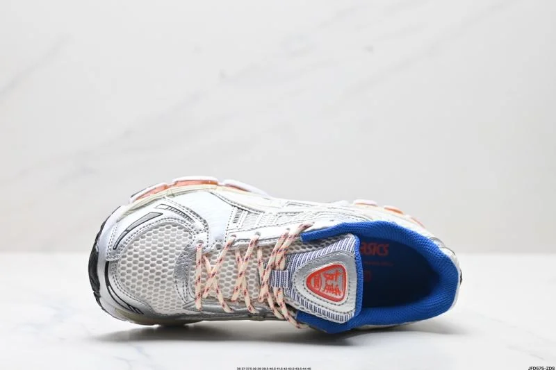 Asics Shoes Sporty 3726
