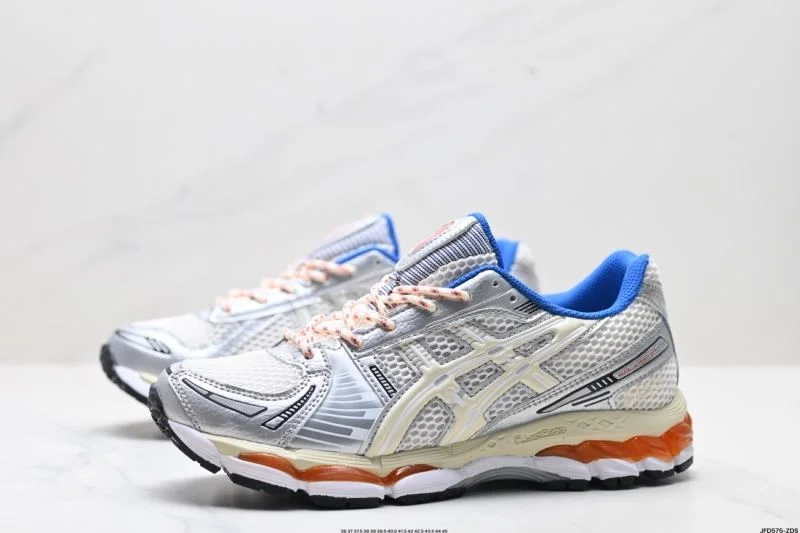 Asics Shoes Sporty 3726