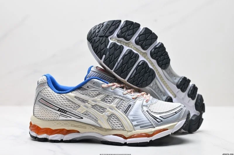 Asics Shoes Sporty 3726