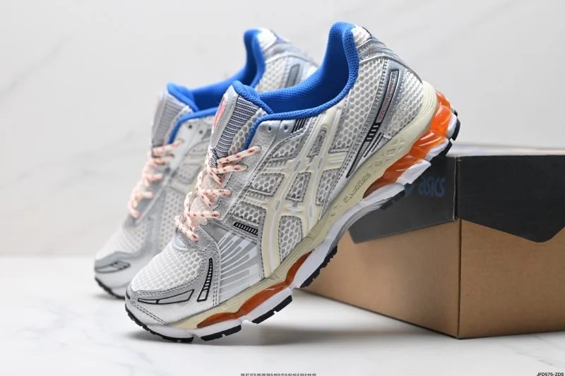 Asics Shoes Sporty 3726
