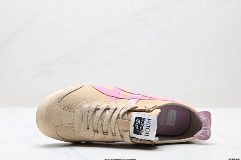 Snug Asics Shoes 3707