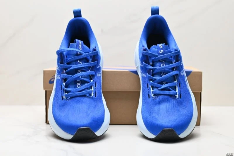 Efficient Asics Shoes 3705