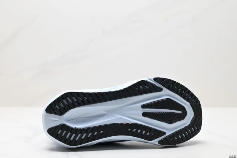 Efficient Asics Shoes 3705