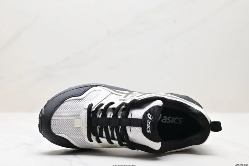 ComfortFit Asics Shoes 3696