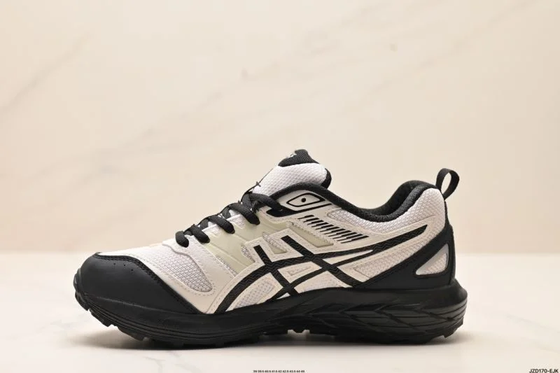 ComfortFit Asics Shoes 3696