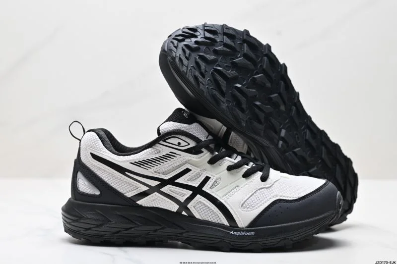 ComfortFit Asics Shoes 3696