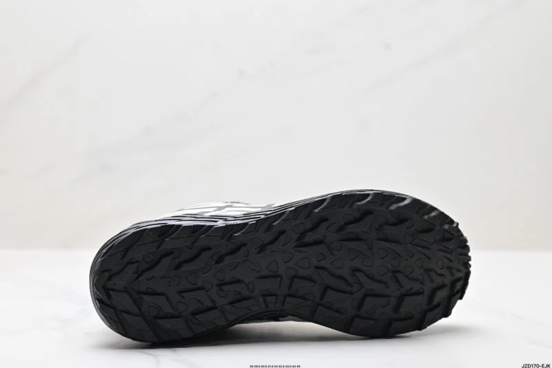 ComfortFit Asics Shoes 3696