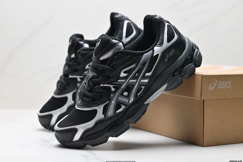 Chic Asics Shoes 3688