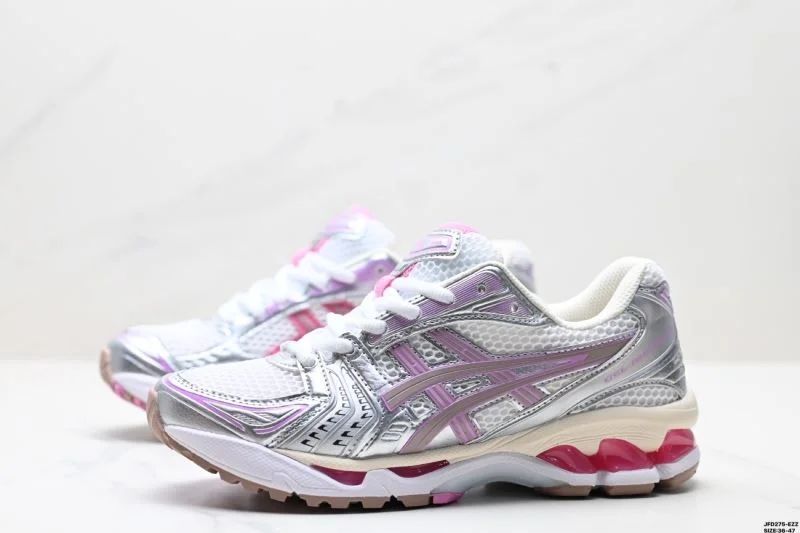 Fashionable Asics Shoes 3681