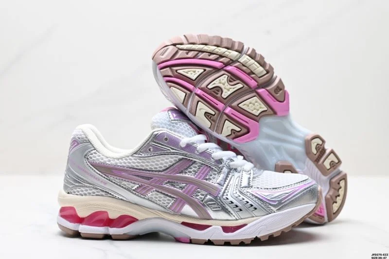 Fashionable Asics Shoes 3681