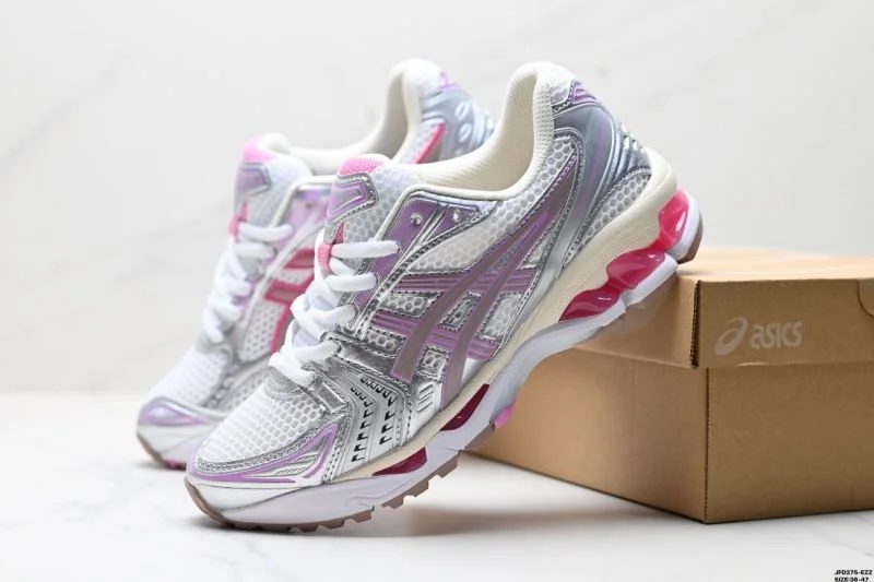 Fashionable Asics Shoes 3681
