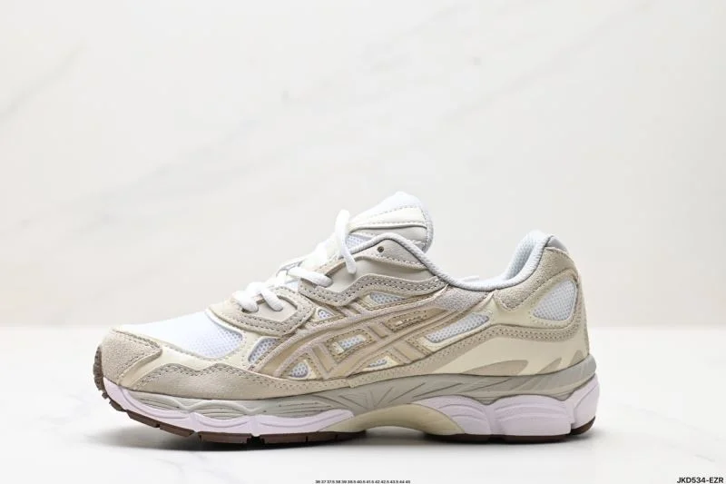 Comfortable Asics Shoes 3664