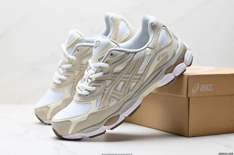 Comfortable Asics Shoes 3664