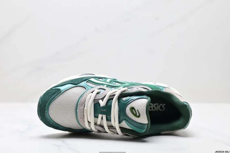Asics Shoes Neat 3658
