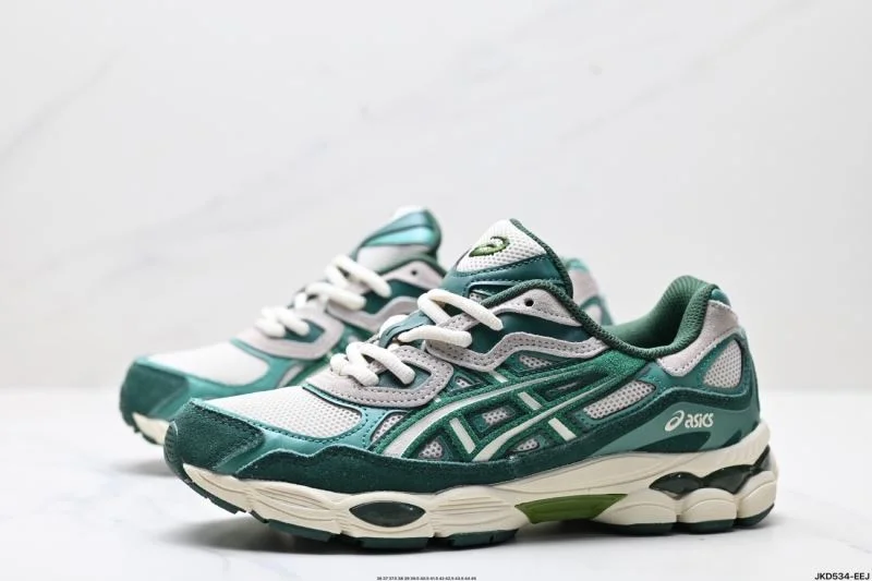 Asics Shoes Neat 3658