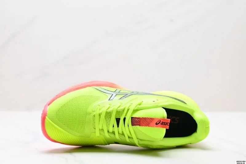 Modern Asics Shoes 3653