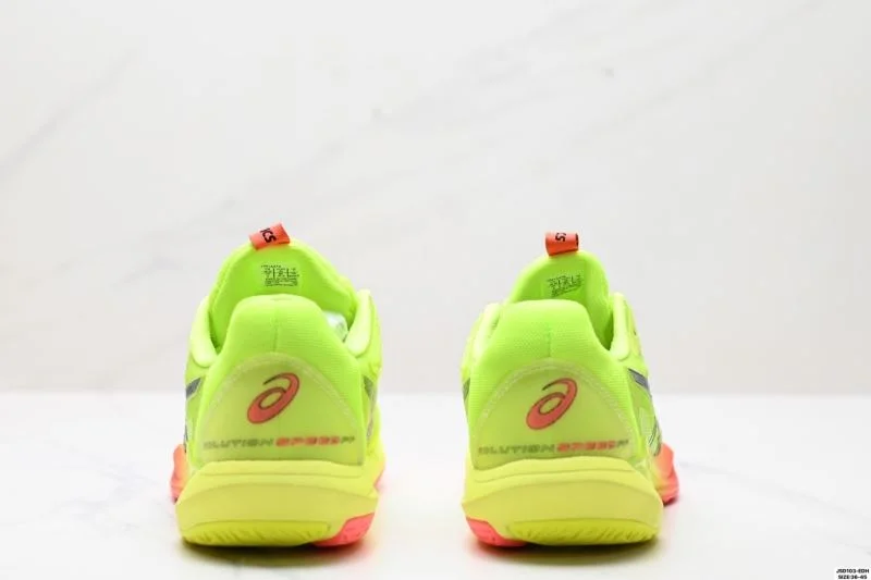 Modern Asics Shoes 3653