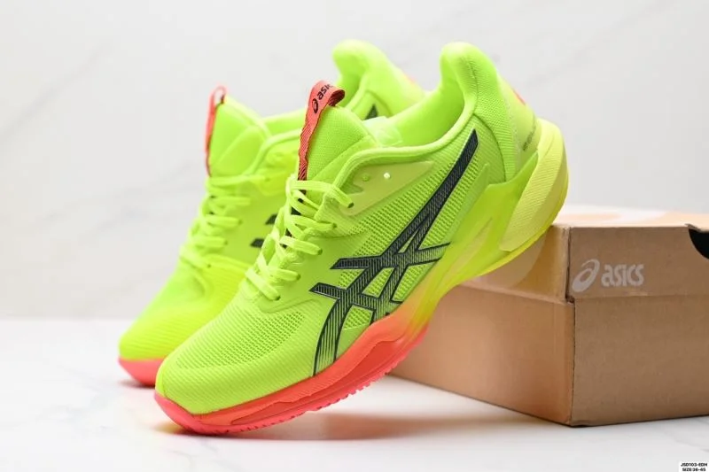 Modern Asics Shoes 3653