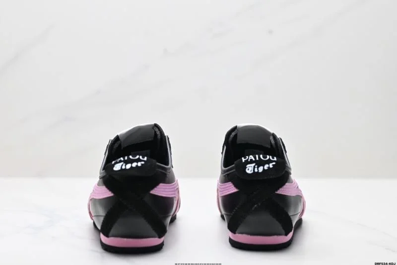 Vibrant Asics Shoes 3644