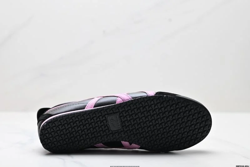 Vibrant Asics Shoes 3644