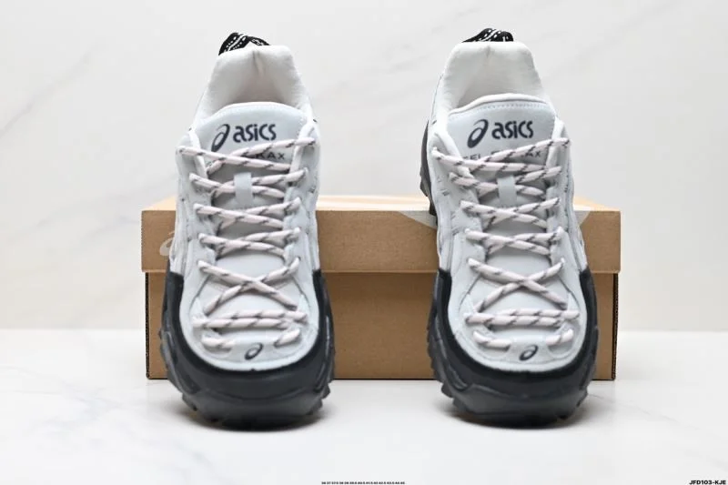 TravelReady Asics Shoes 3640