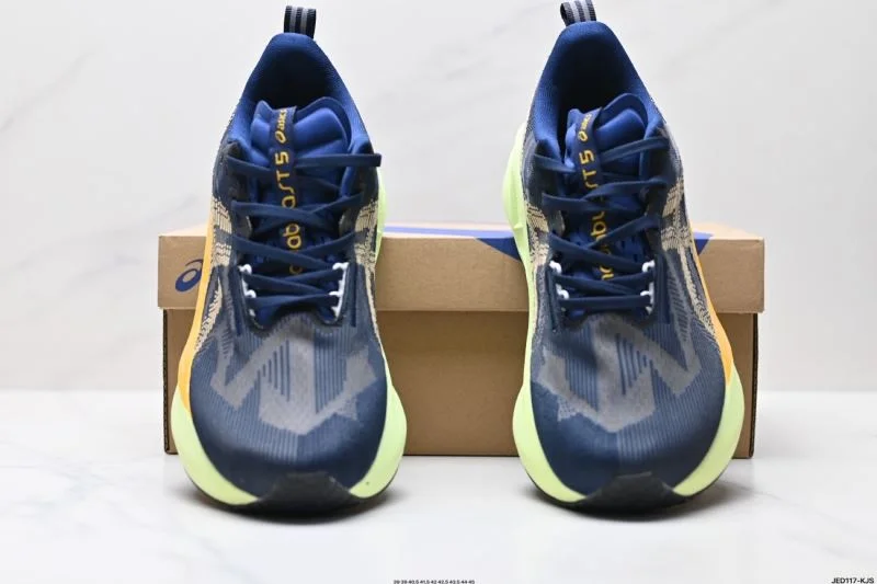 Vibrant Asics Shoes 3645