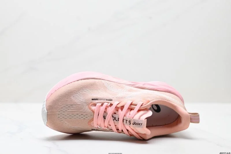 Sporty Asics Shoes 3623