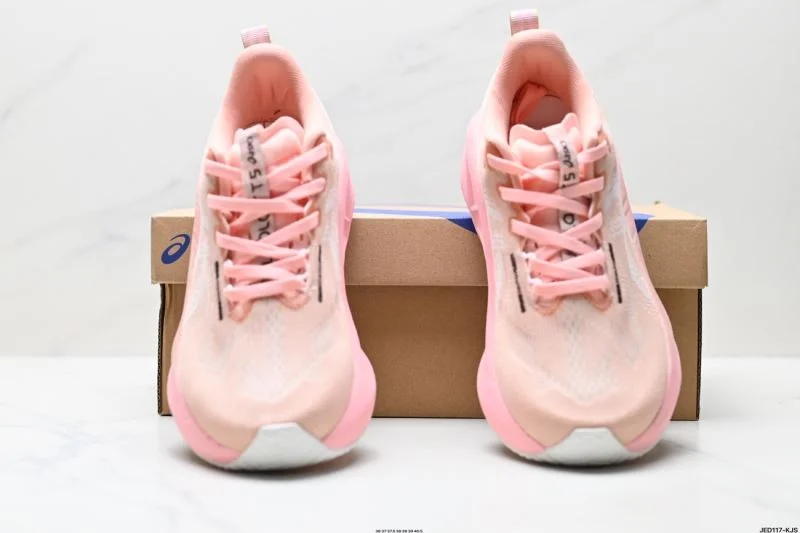Sporty Asics Shoes 3623