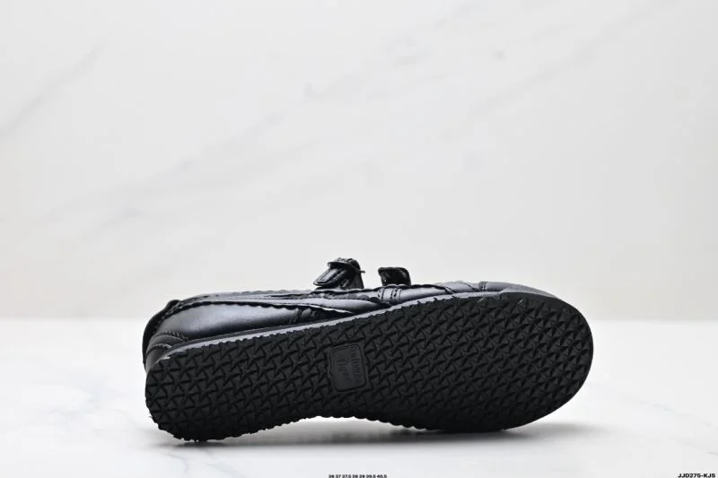 Packable Asics Shoes 3626
