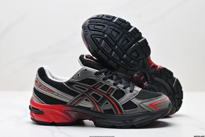 UrbanChic Asics Shoes 3632