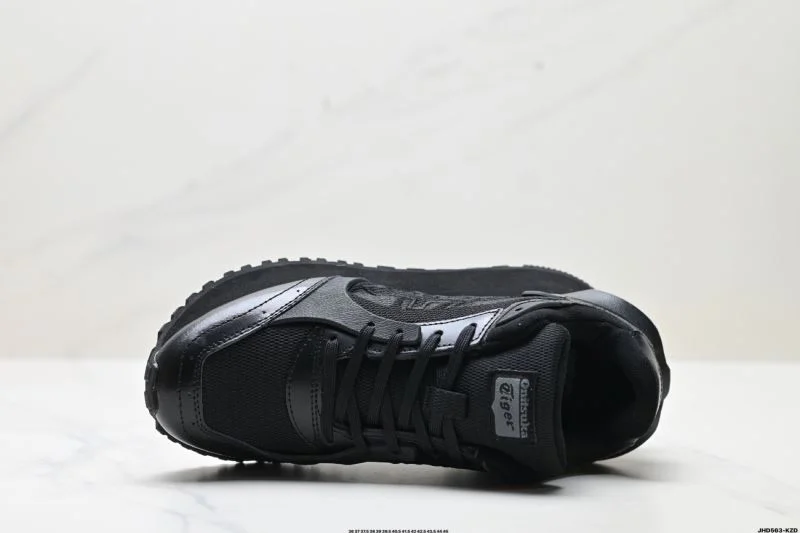 Sophisticated Asics Shoes 3619