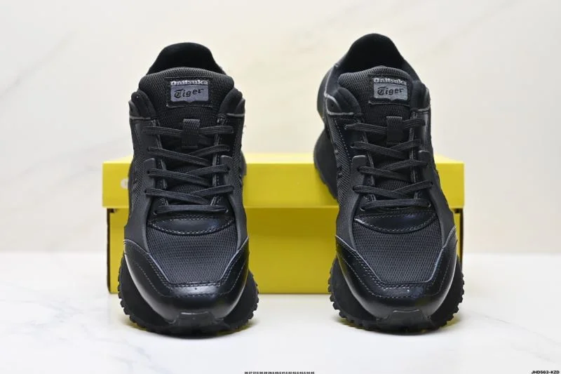 Sophisticated Asics Shoes 3619