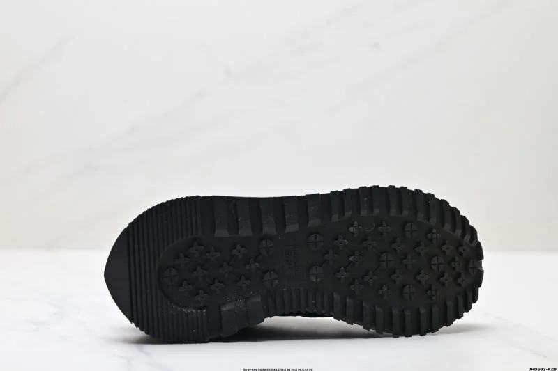Sophisticated Asics Shoes 3619