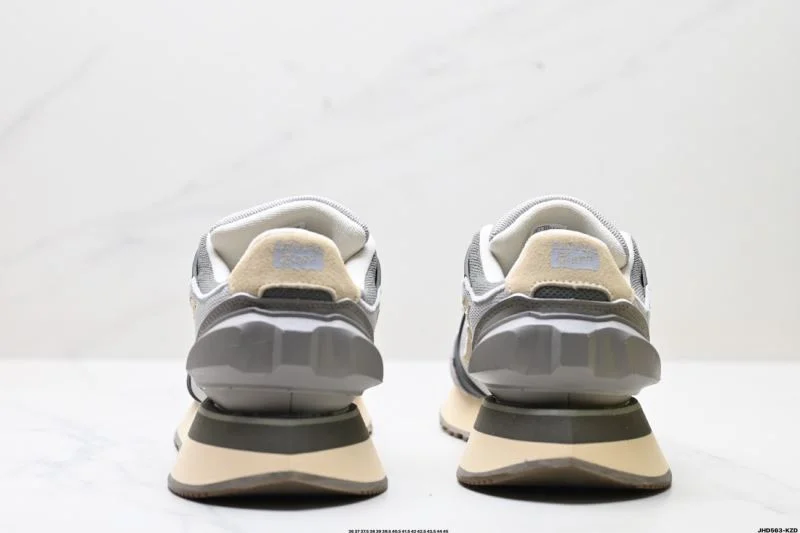 OdorResistant Asics Shoes 3614
