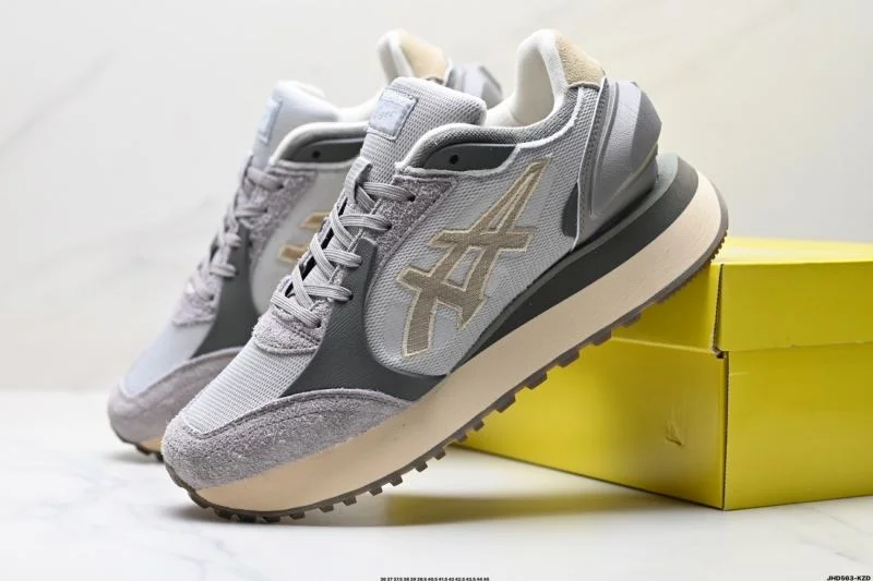 OdorResistant Asics Shoes 3614