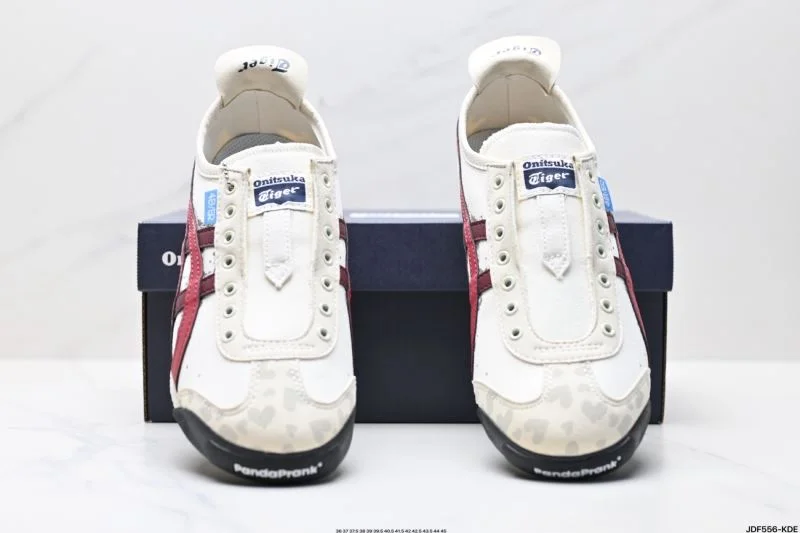 Seasonal Asics Shoes 3622